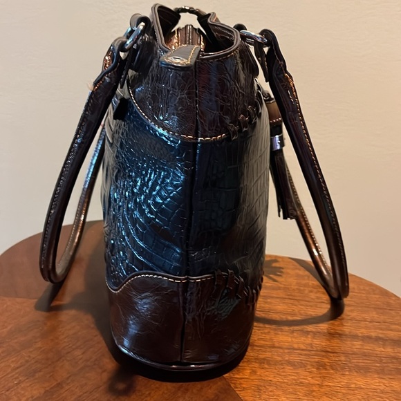 MC Marc Chantal  croc embossed /hi gloss patent leather shoulder bag Bk/Brn NWOT - Picture 11 of 17